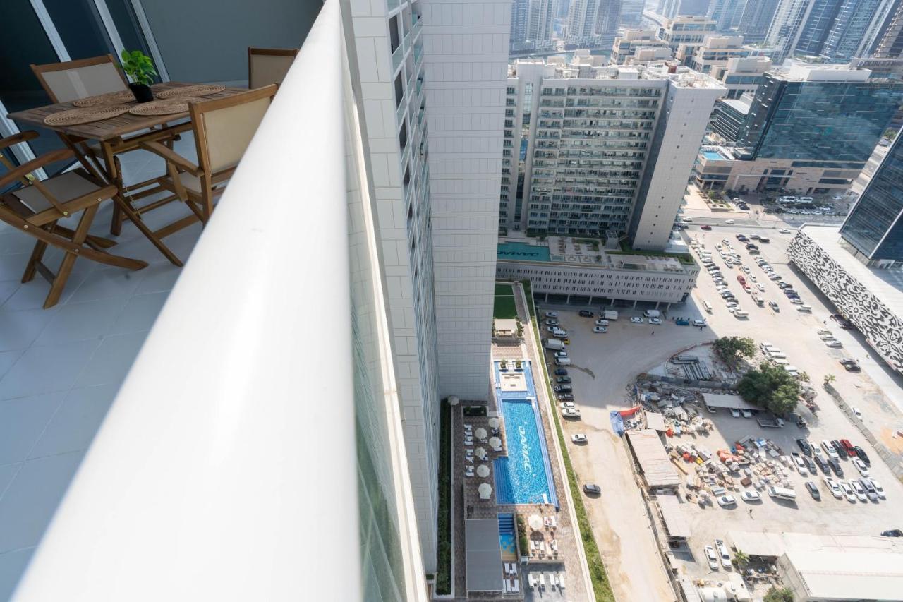 Delightful 2Br Apartment At Reva Residences دبي المظهر الخارجي الصورة