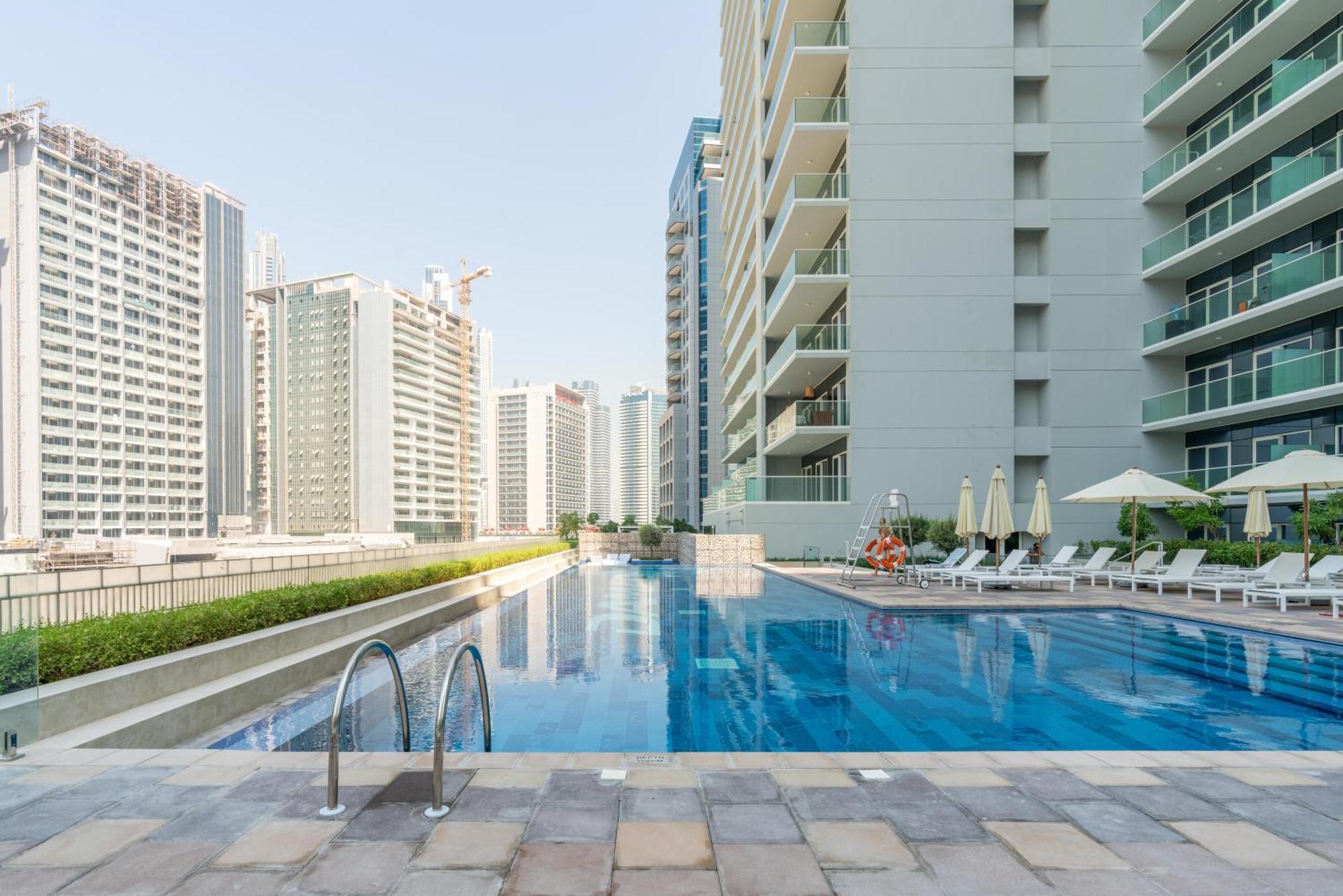 Delightful 2Br Apartment At Reva Residences دبي المظهر الخارجي الصورة